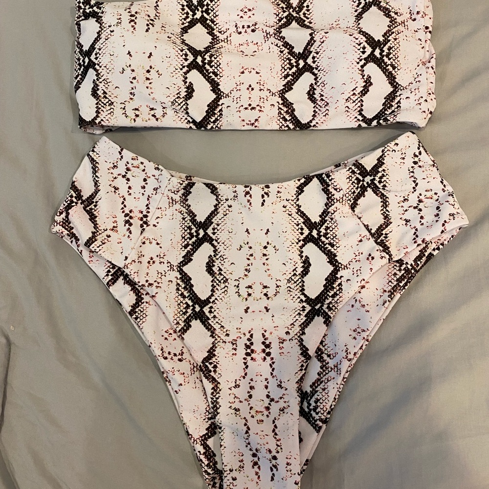 snakeskin strapless swimsuit